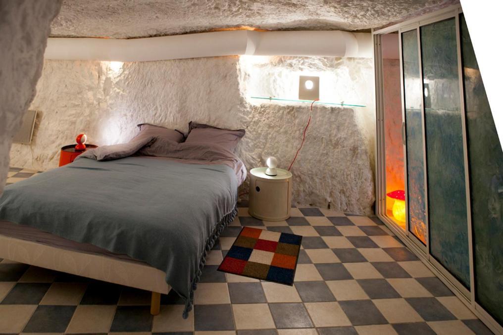 Gite De L'Oppidum Rochecorbon Exteriör bild